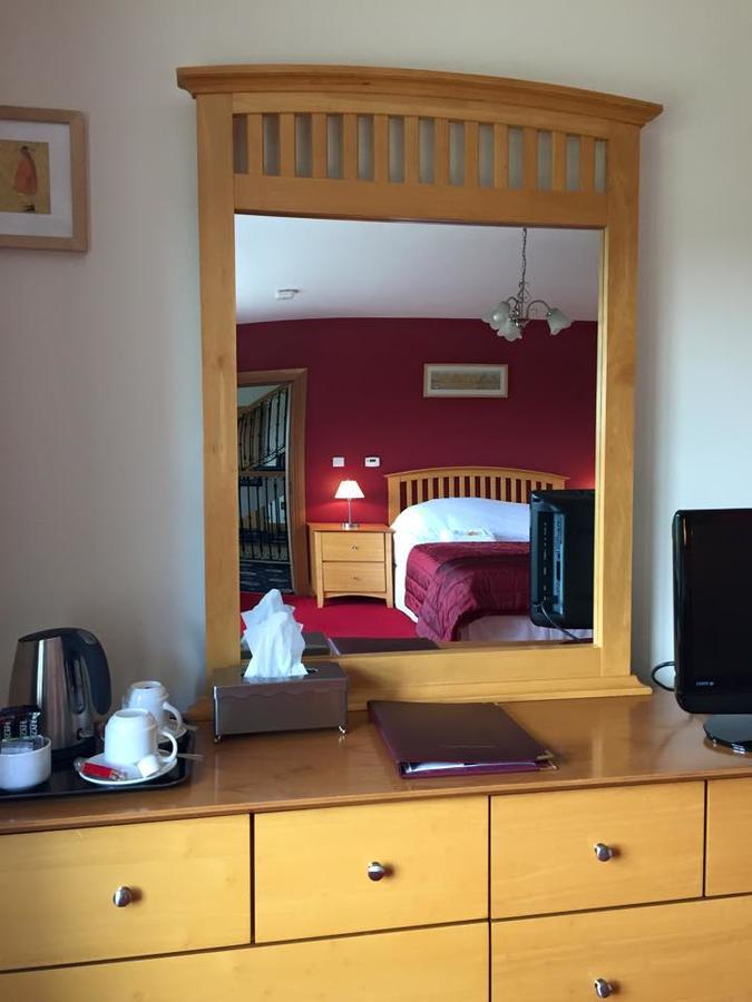 Red Gate House B&B Malin Esterno foto